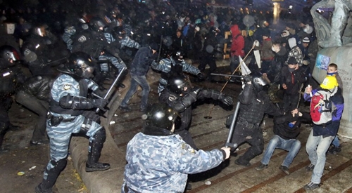 Ukraine: Bí mật chốn 'hậu cung' và những điều ông Yanukovych chưa nói